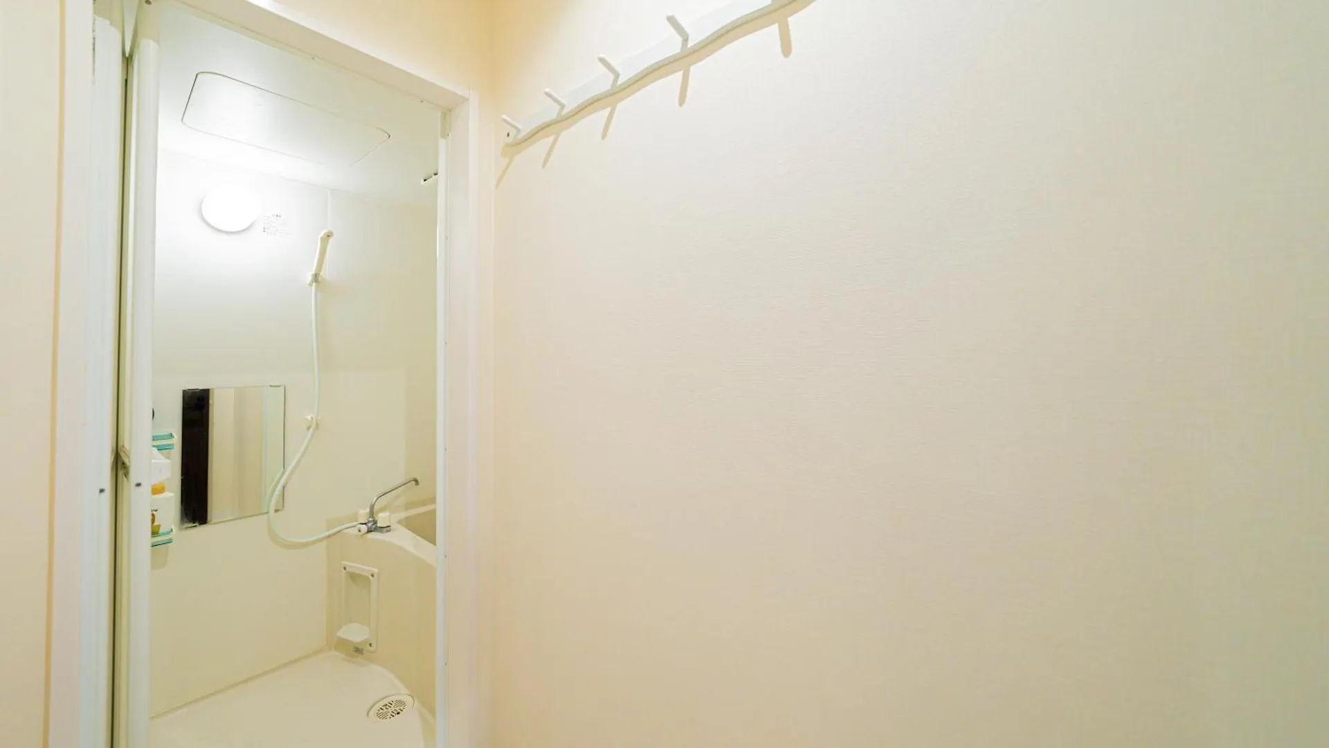 Holiday home Osaka, Shioji, Tengachaya 8Min, 4 Ppl House, Namba Chaolu